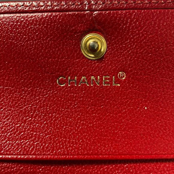 Authentic CHANEL CC Logo Red Wallet - Picture 7 of 16